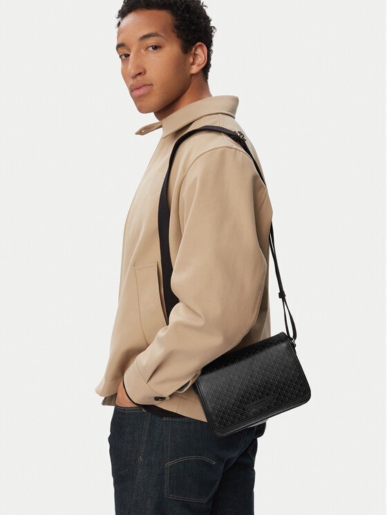 Calvin Klein Geantă crossover Emblem Aop Coated Small Flap Mes LV04D3396G