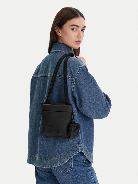 Calvin Klein Geantă crossover Puffer Utility Flatpack LV04D3224G