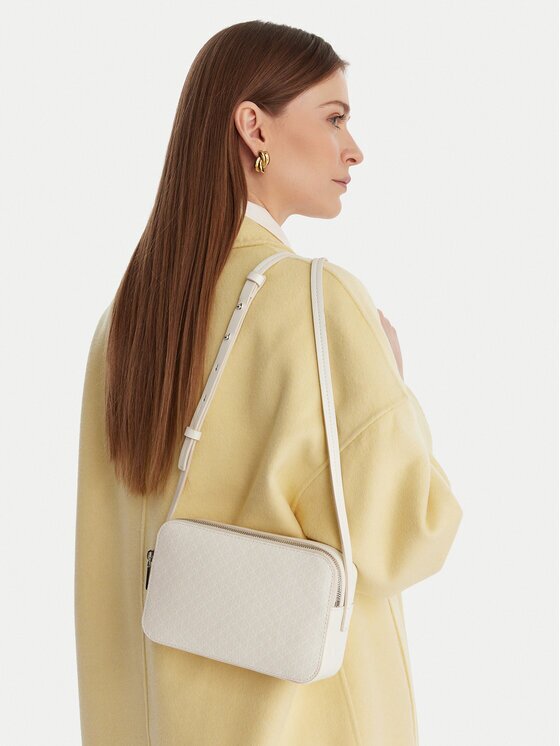 Calvin Klein Geantă Emblem Aop Elongated Camera Bag LV04F3268G Écru