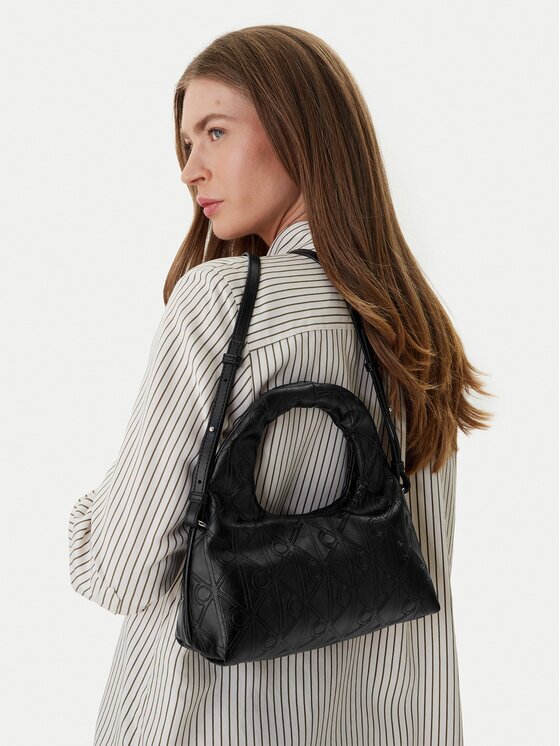 Calvin Klein Geantă Emblem Aop Puffer Bag With Strap LV04F3200G