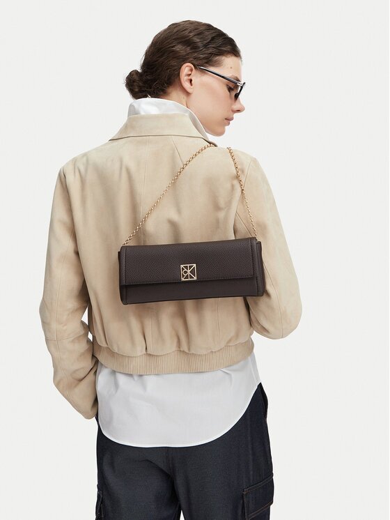 Calvin Klein Geantă Emblem Hw Pebble Clutch LV04F3740G