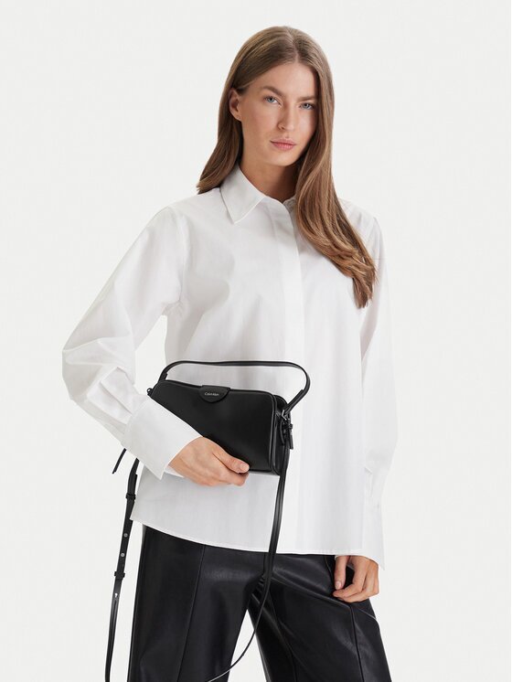 Calvin Klein Geantă Emblem Trio Top Handle Camera Ba LV04F3370G
