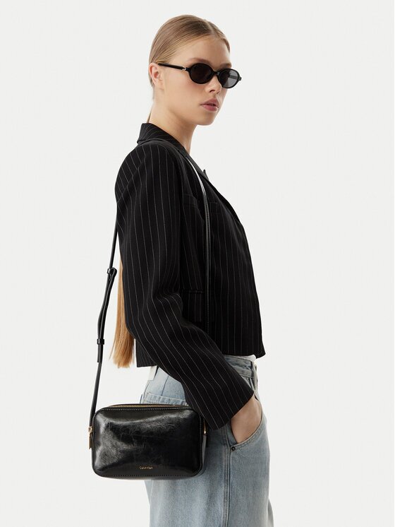 Calvin Klein Geantă Foil Logo Glossy LV04F3539G