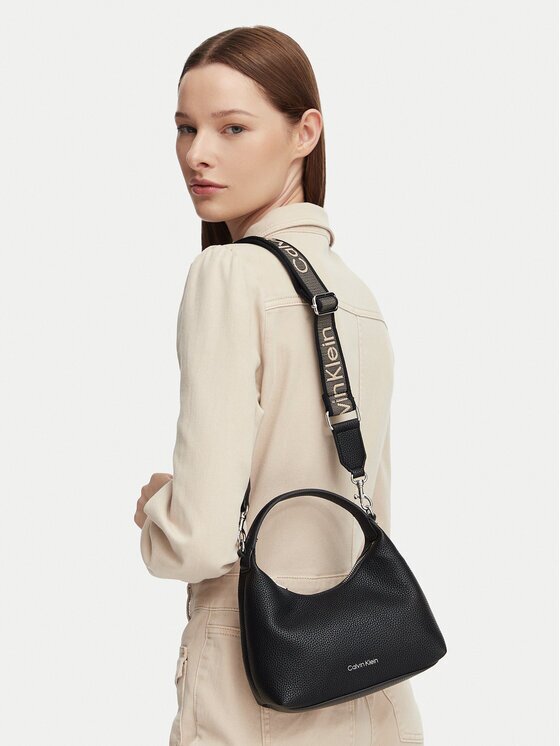 Calvin Klein Geantă LV04F3892G