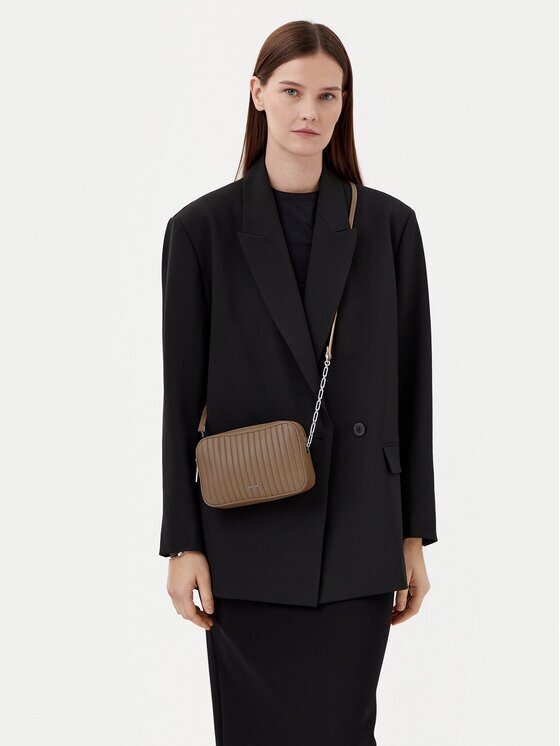 Calvin Klein Geantă Mini Line Quilt Camera Bag K60K613078