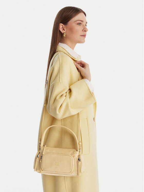 Calvin Klein Geantă Pocket Nylon Bag W/Strap LV04F3132G