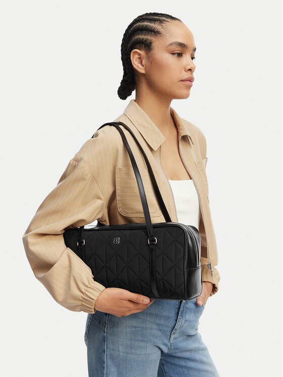 Calvin Klein Geantă Quilted Nylon 2X Strap Camerabag LV04F3651G