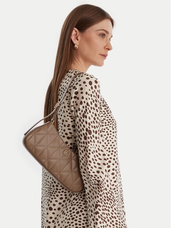 Calvin Klein Geantă Quilted Sm Shoulder Bag LV04F3327G