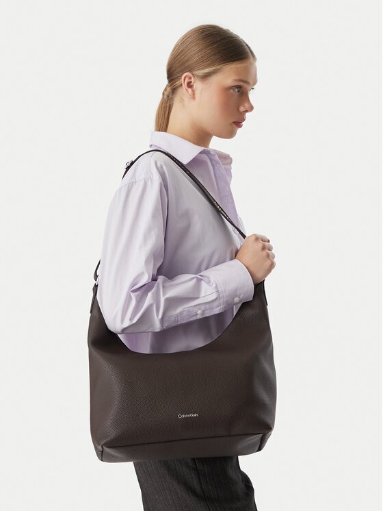 Calvin Klein Geantă Webbing Strap Md Shoulder Bag LV04F3891G