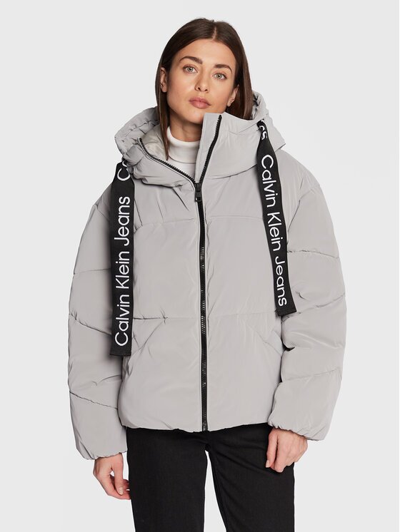 Calvin Klein Jeans Geacă de iarnă J20J220017 Regular Fit