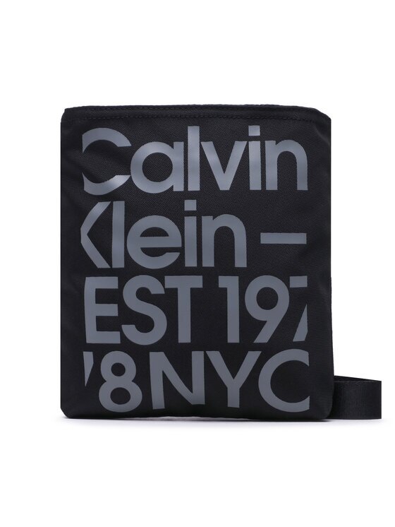 Calvin Klein Jeans Geantă crossover Sport Essentials Flatpack18 Gr K50K510378