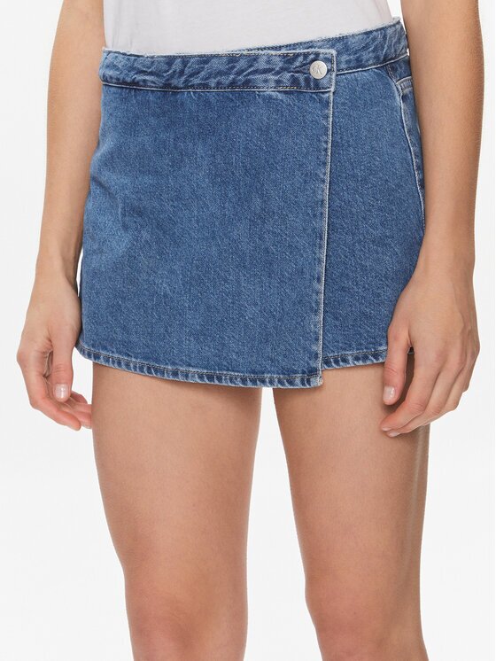 Calvin Klein Jeans Pantaloni scurți de blugi Wrap Skort J20J223300 Regular Fit