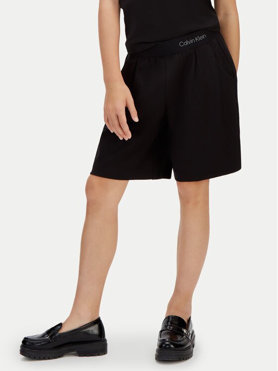 Calvin Klein Pantalon scurți din material Punto Milano LVCKSJC21G Relaxed Fit