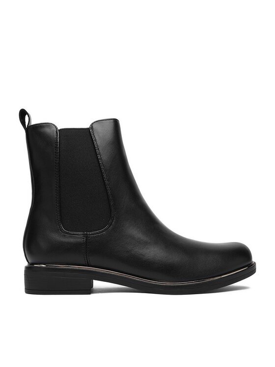 Clara Barson Botine CEO-WS13576-05