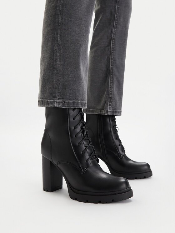 Clara Barson Ghete CEO-KLARISSA WS5881-10