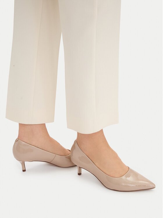 Clarks Pantofi pumps Zarey Court 26183154
