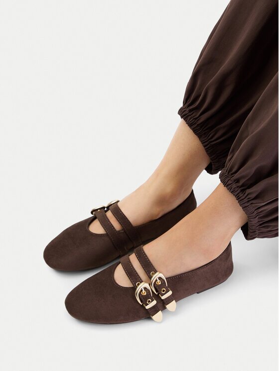 DeeZee Balerini CEO-HY82405-1