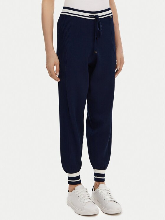 Fracomina Pantaloni tricotați FJ25SV2001K41601 Regular Fit