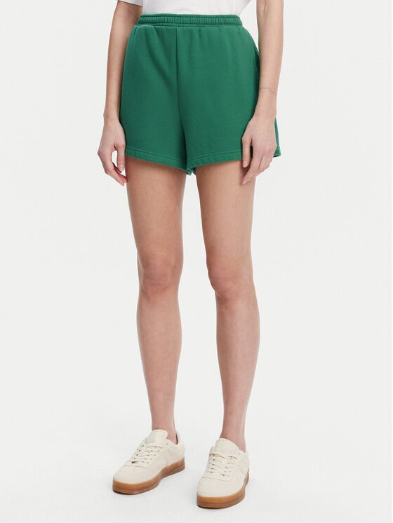 GAP Pantaloni scurți sport 714587-04 Relaxed Fit