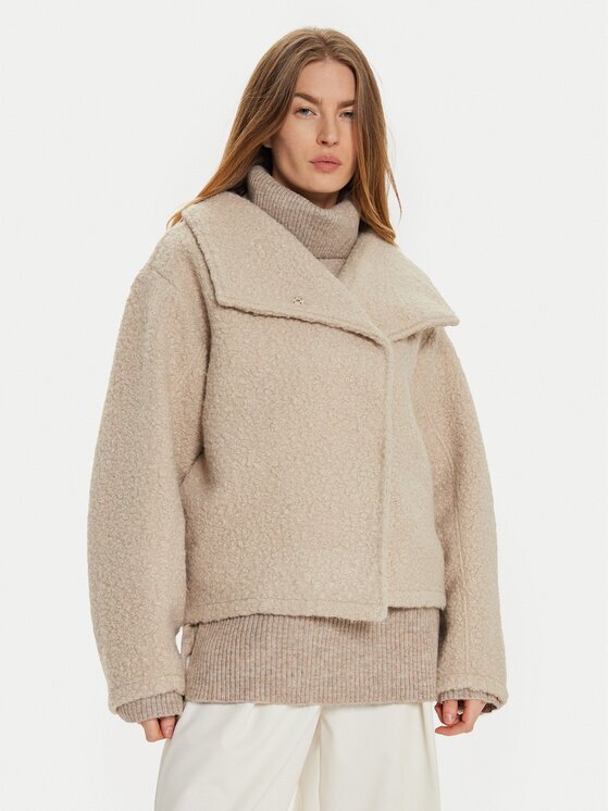 Gina Tricot Geacă 22613 Oversize