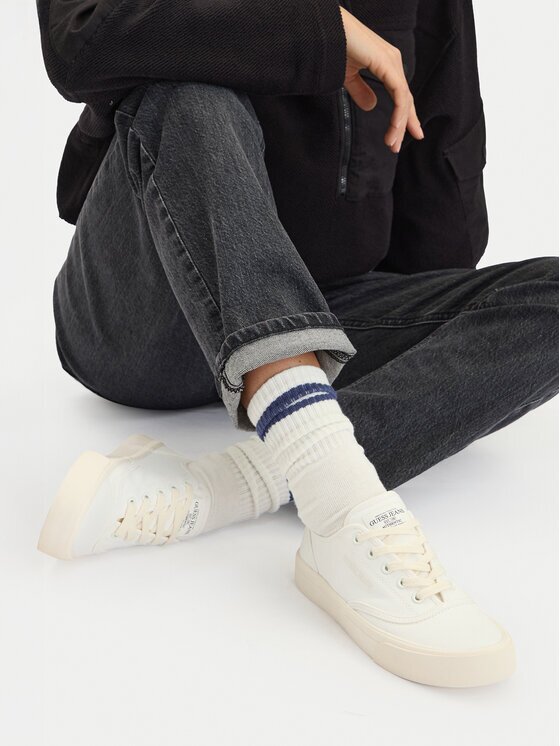 GUESS JEANS Teniși CWBEO-WE-2025 Alb