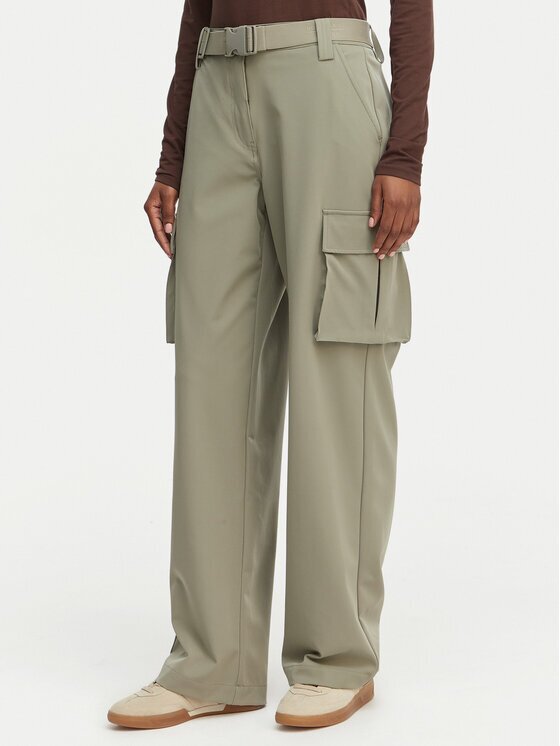 GUESS Pantaloni din material W6GB01 W1416 Regular Fit