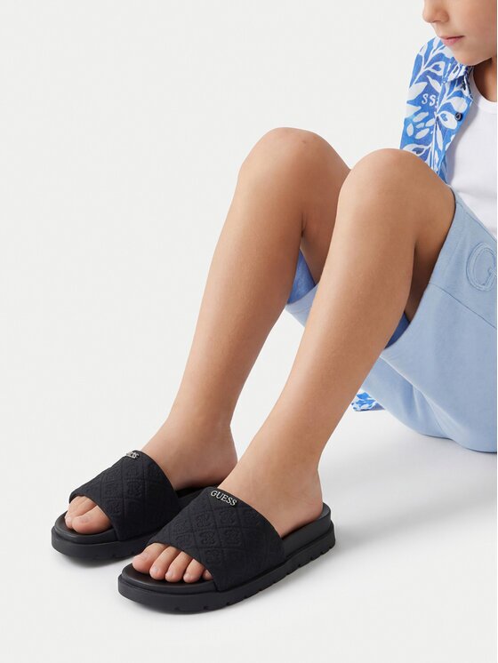GUESS Şlapi CEOWB-BS6702-01