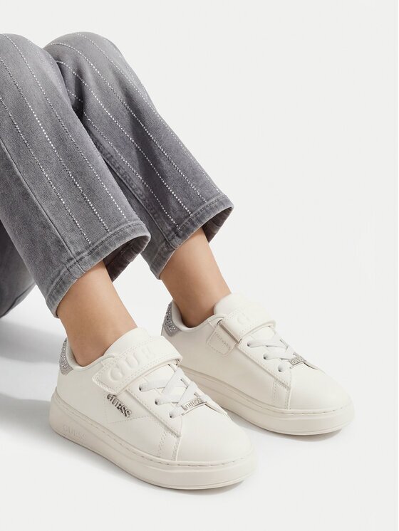 GUESS Sneakers CEO-V12-1145-SS26