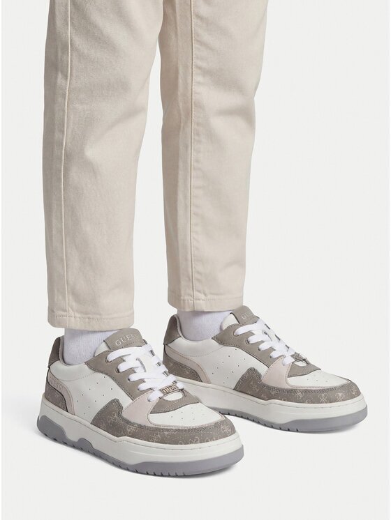 GUESS Sneakers EO-CI12-CAROL-06