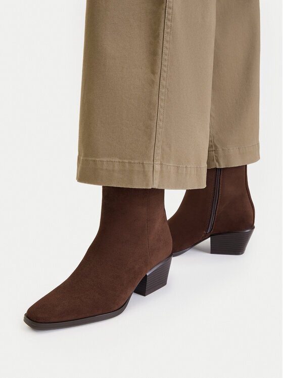 JENNY Botine CEO-LI25197-1