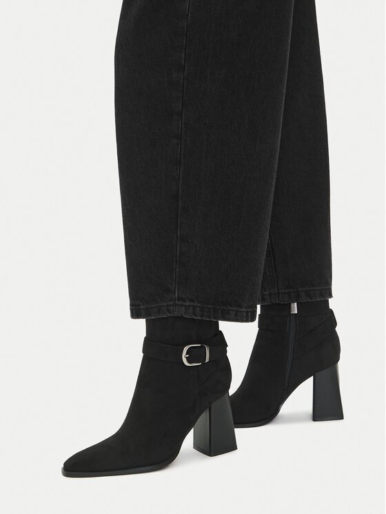 JENNY Botine CEO-LS6128-02