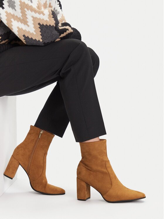JENNY Botine CEO-R25AW2401