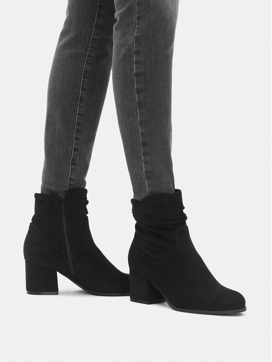 JENNY Botine CEO-WS24340-01