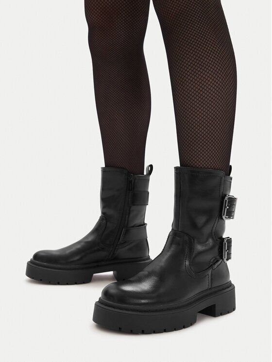 JENNY Botine CEO-WS6572-03