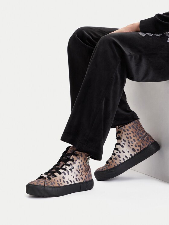 Juicy Couture Sneakers CEO-VSJU007