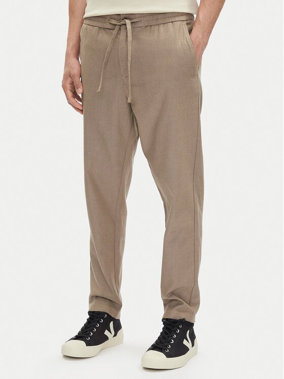 Mustang Pantaloni din material Milano 1016330 Gri Tapered Fit