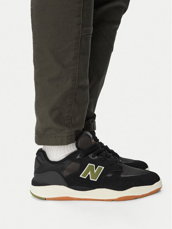 New Balance Sneakers UN1010A