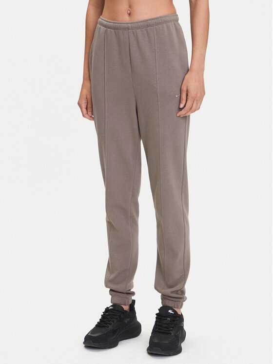 Nike Pantaloni trening Chill Terry FN2434 Regular Fit