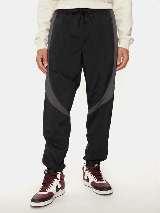Nike Pantaloni trening FN5850 Regular Fit