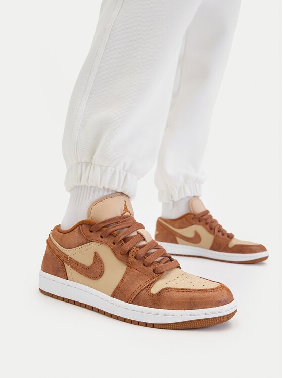 Nike Sneakers Air Jordan 1 Low Se FJ3453 200