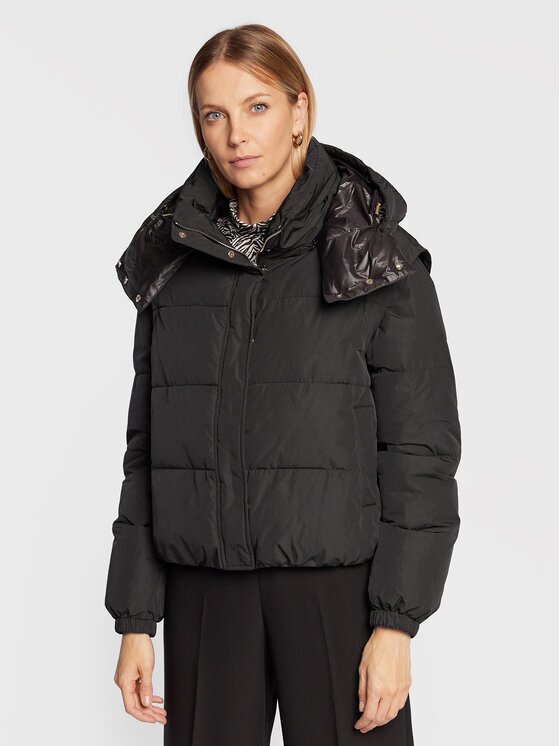 Patrizia Pepe Geacă de iarnă 2O0008/A150-K103 Regular Fit