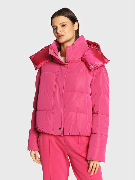 Patrizia Pepe Geacă de iarnă 2O0057/A182-M430 Regular Fit