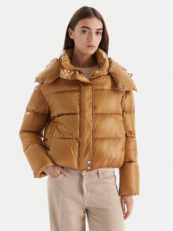 Patrizia Pepe Geacă din puf 2O0050/A9M0-B847 Regular Fit
