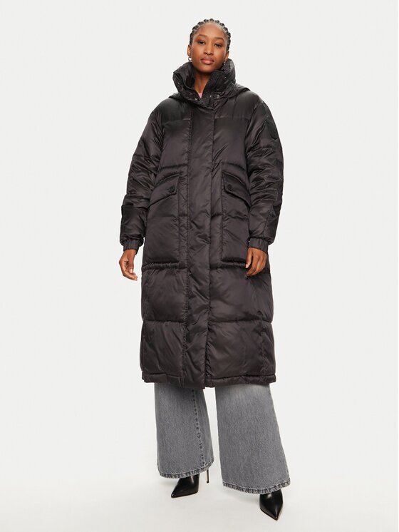 Pinko Geacă de iarnă Insegna 103818 A1ZR Regular Fit