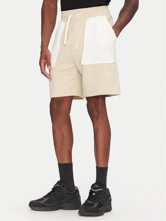 The North Face Pantaloni scurți sport Terry NF0A8C29 Regular Fit