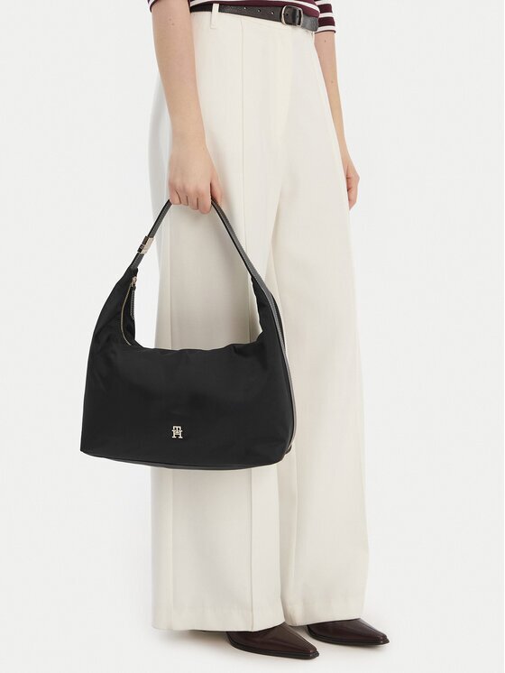 Tommy Hilfiger Geantă Th Go Hobo Nylon AW0AW18229