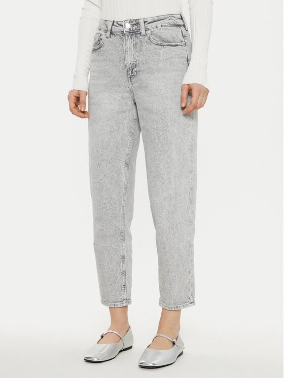 Vero Moda Blugi Tessa 10308860 Mom Fit