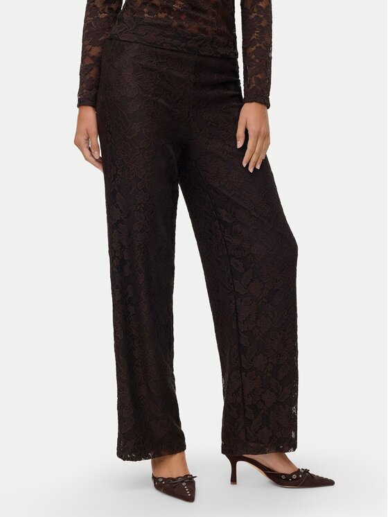 Vero Moda Pantaloni din material Neline 10335568 Regular Fit