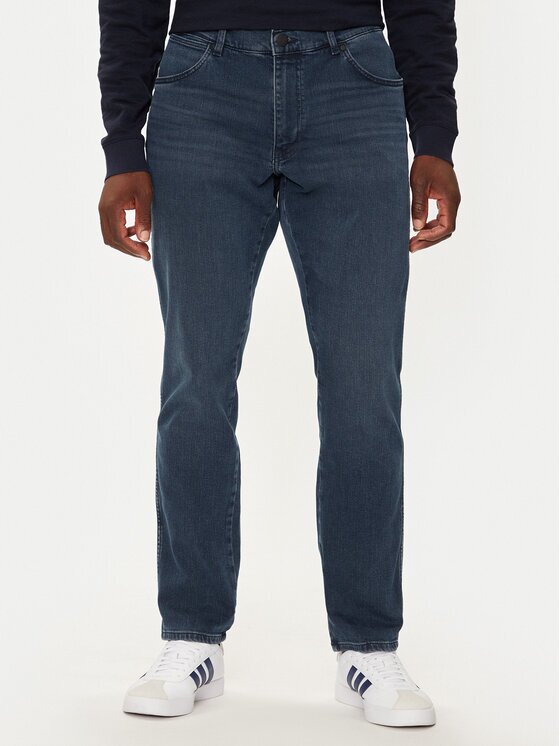 Wrangler Blugi River 112356840 Tapered Fit