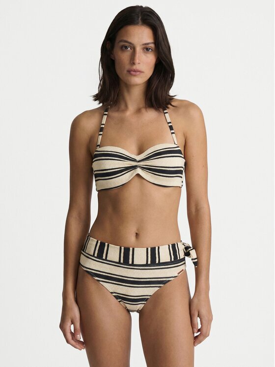 Ysabel Mora Bikini 83263